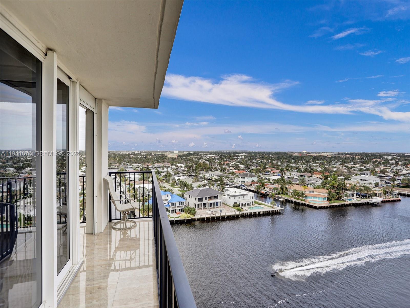 521 N Riverside Dr # 1209
