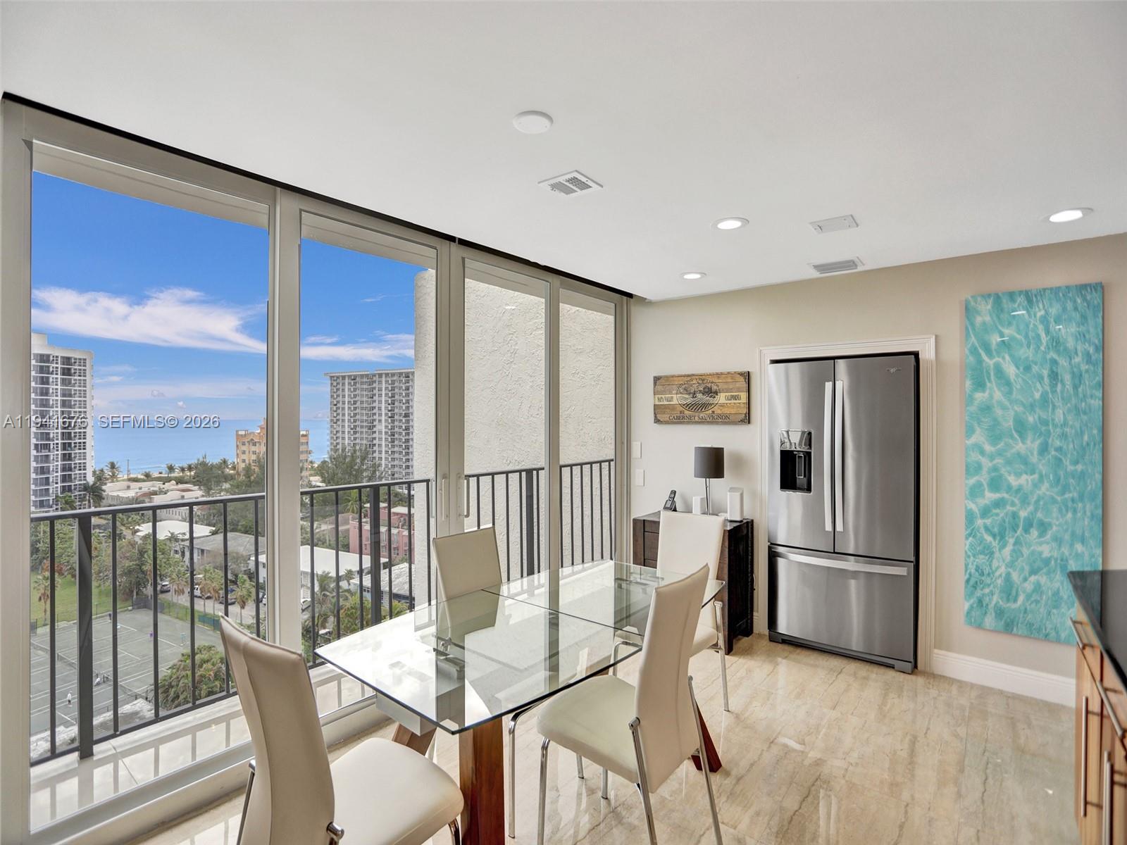 521 N Riverside Dr # 1209