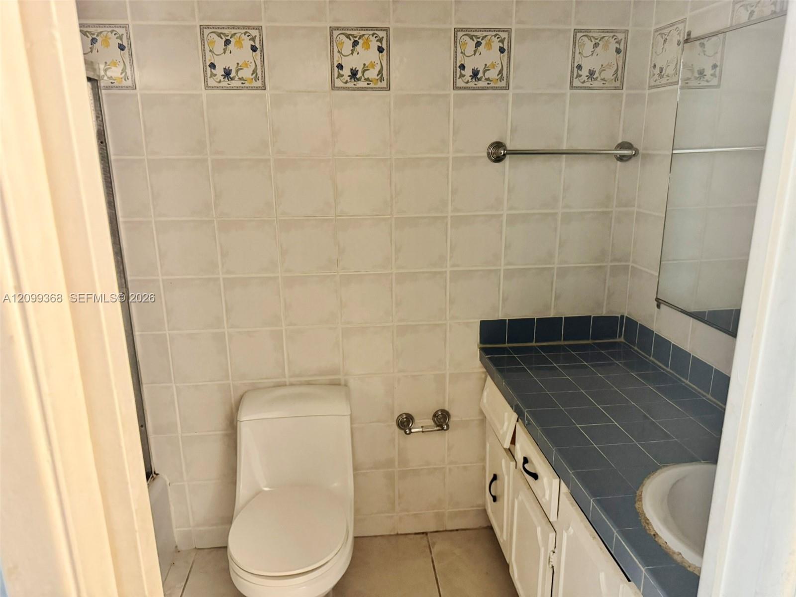 2940 N Course Dr # 110