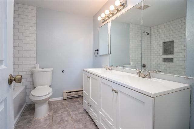 544 S Watermelon Drive