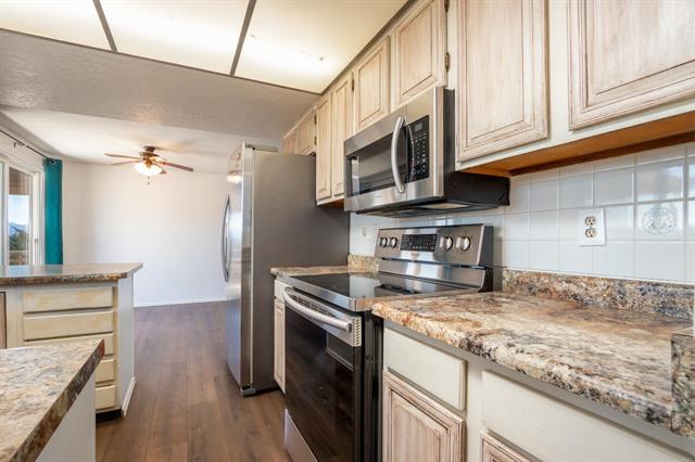 544 S Watermelon Drive