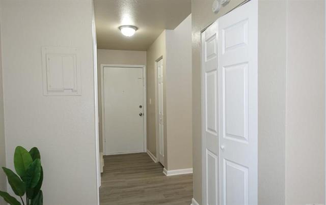 667 E Clarion Drive Apt C