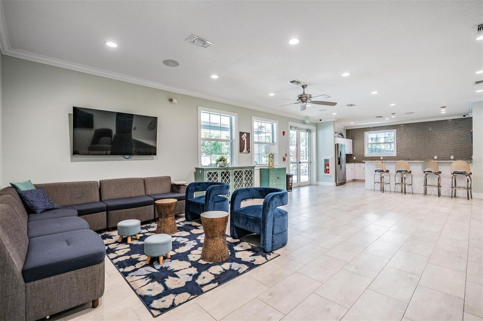 7147 FOREST MERE DR