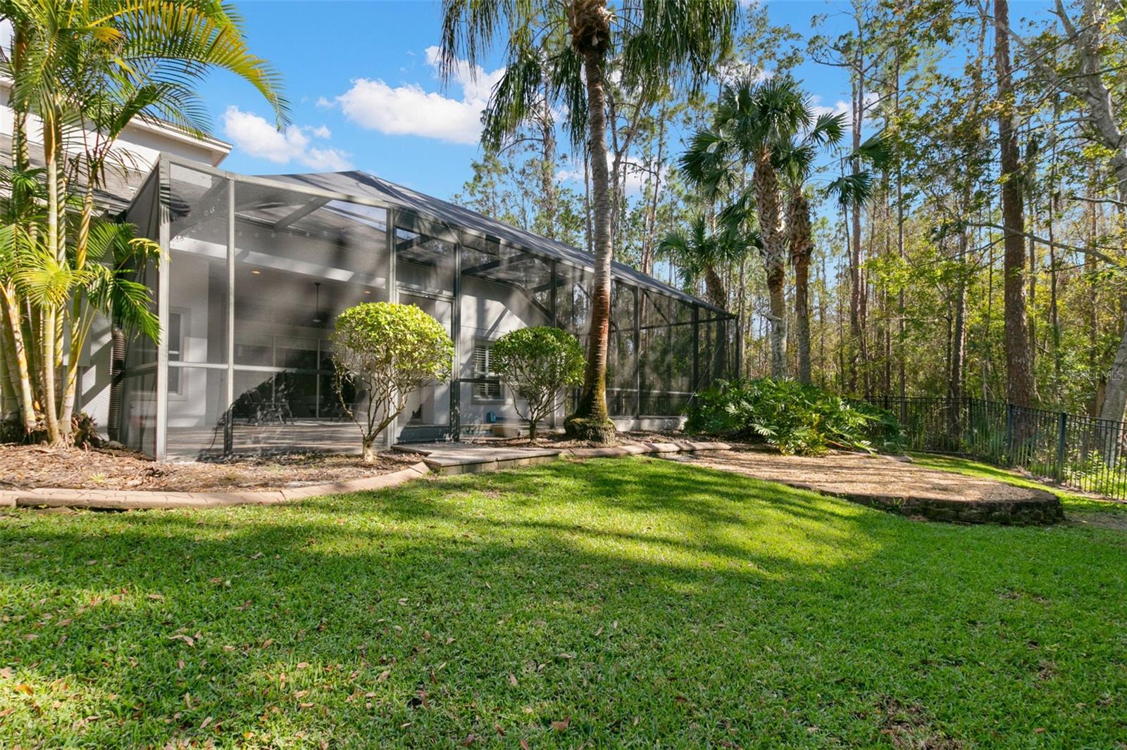 14841 TUDOR CHASE DR