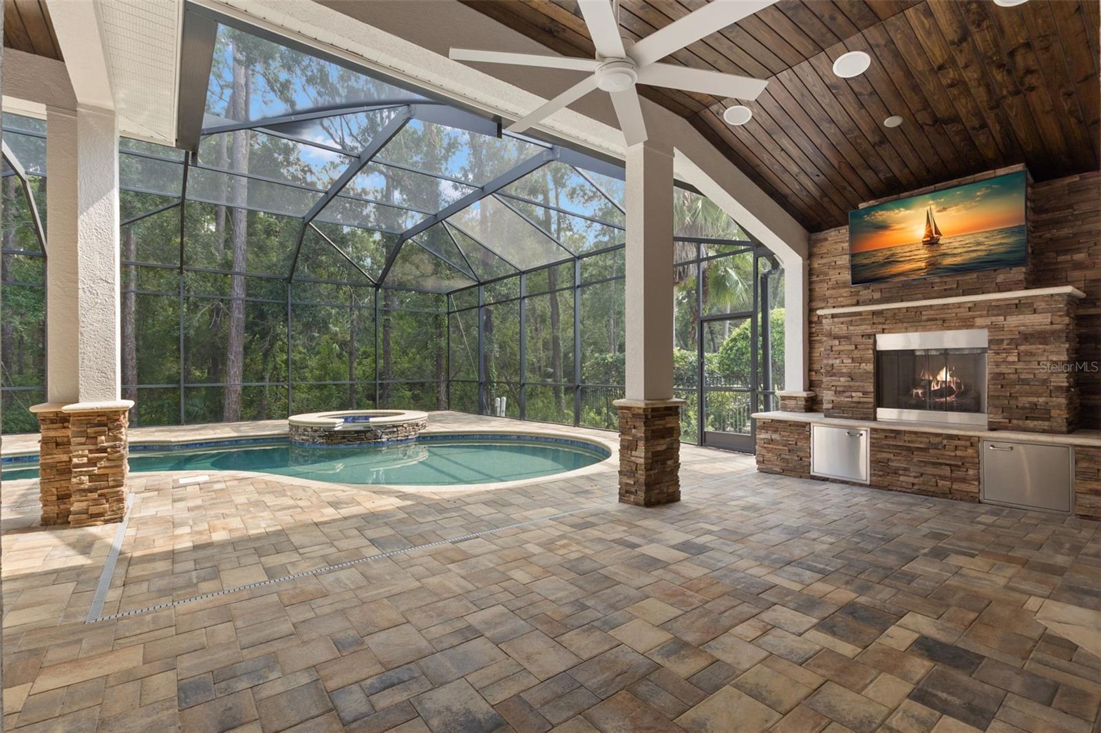 11918 MANDEVILLA CT