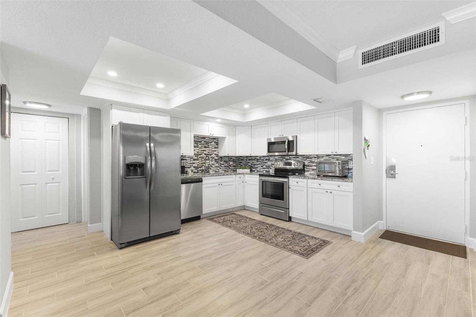 5220 BRITTANY DR S #1003