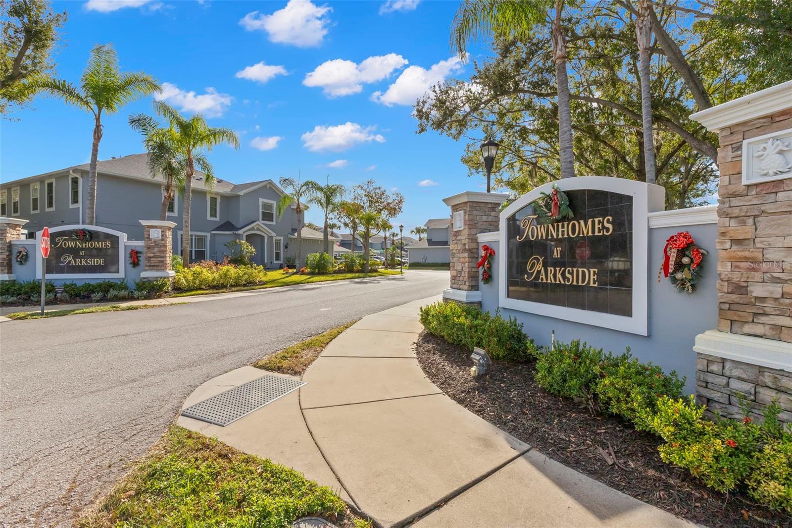 6024 PARKSIDE MEADOW DR