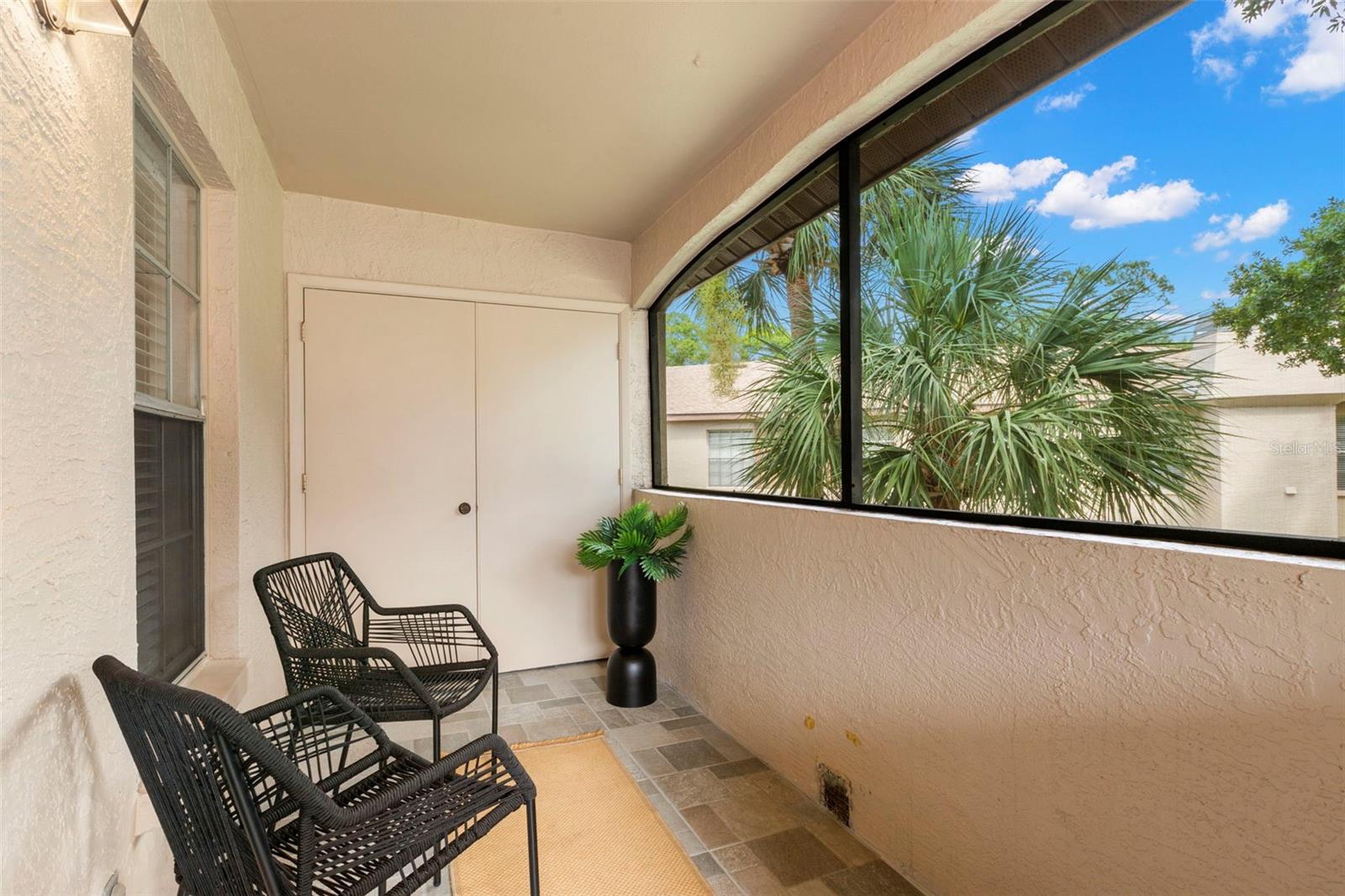 2981 BONAVENTURE CIR #202