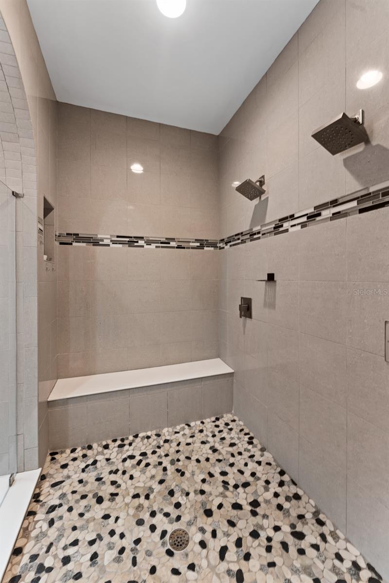 17901 HOWSMOOR PL