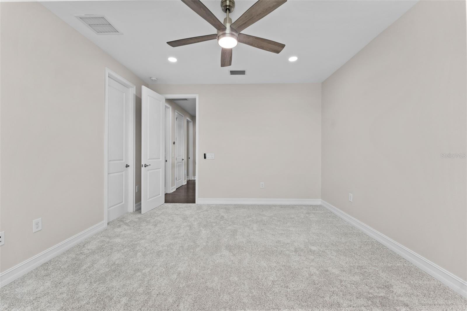 17901 HOWSMOOR PL