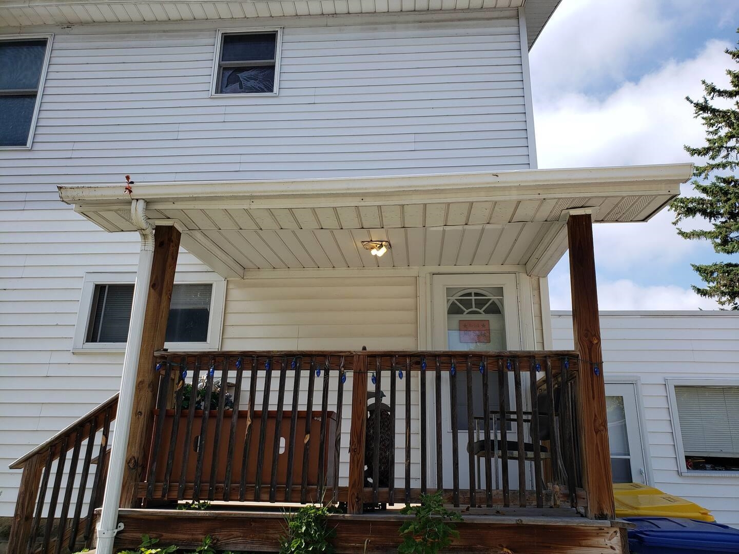 1000 ELMORE Street