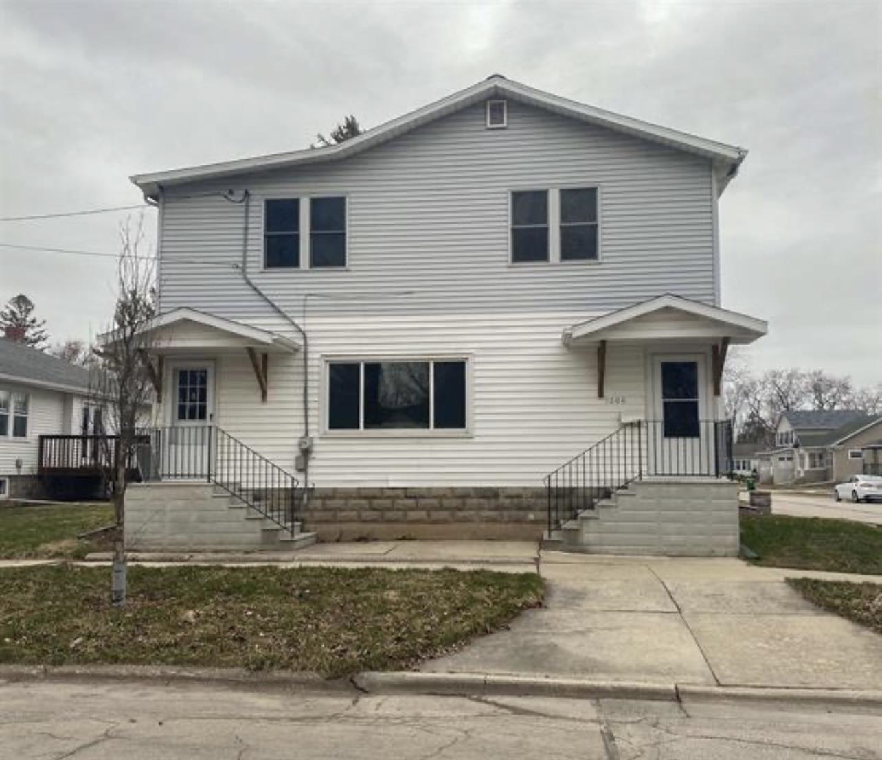 1000 ELMORE Street
