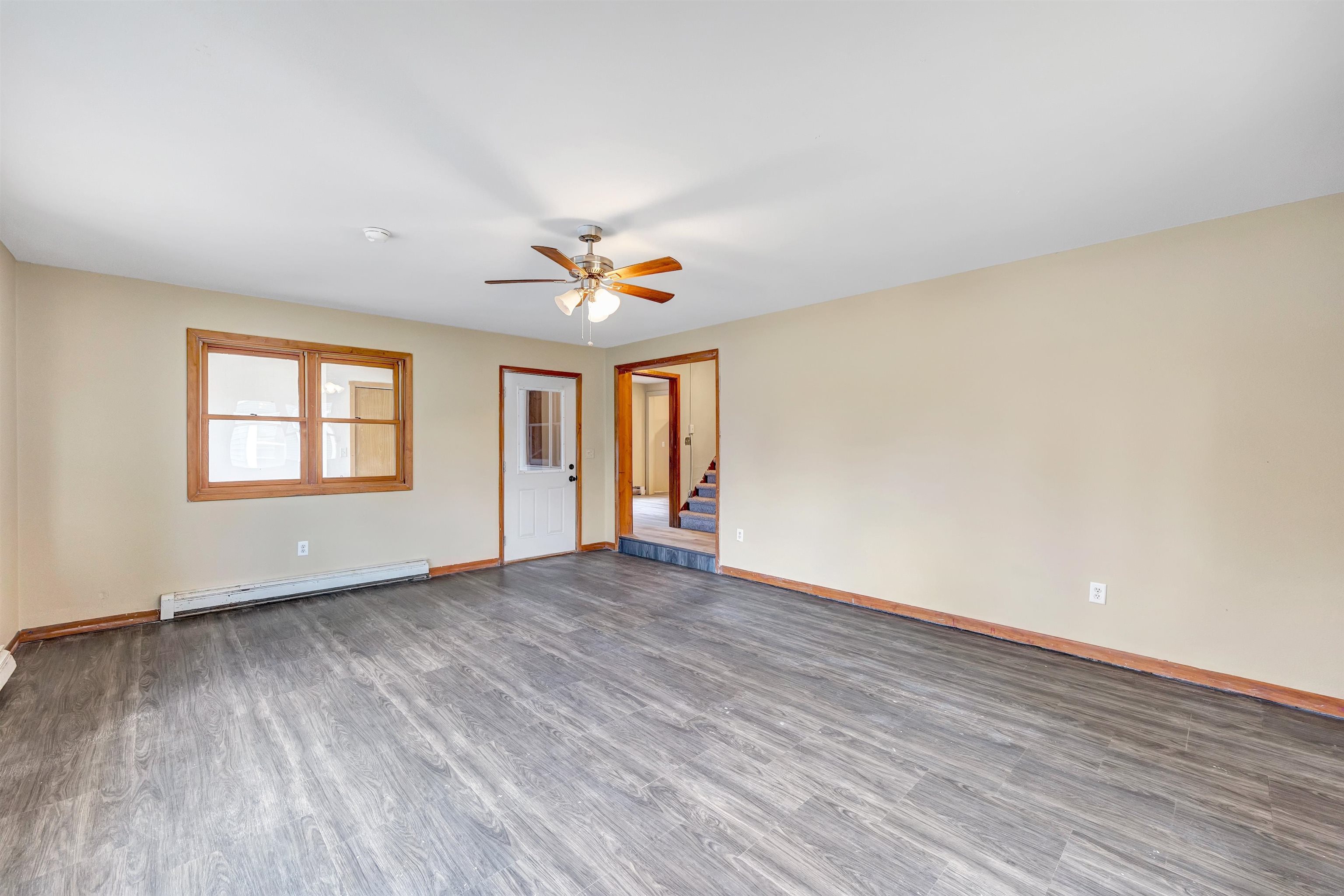 105 N METONGA Avenue