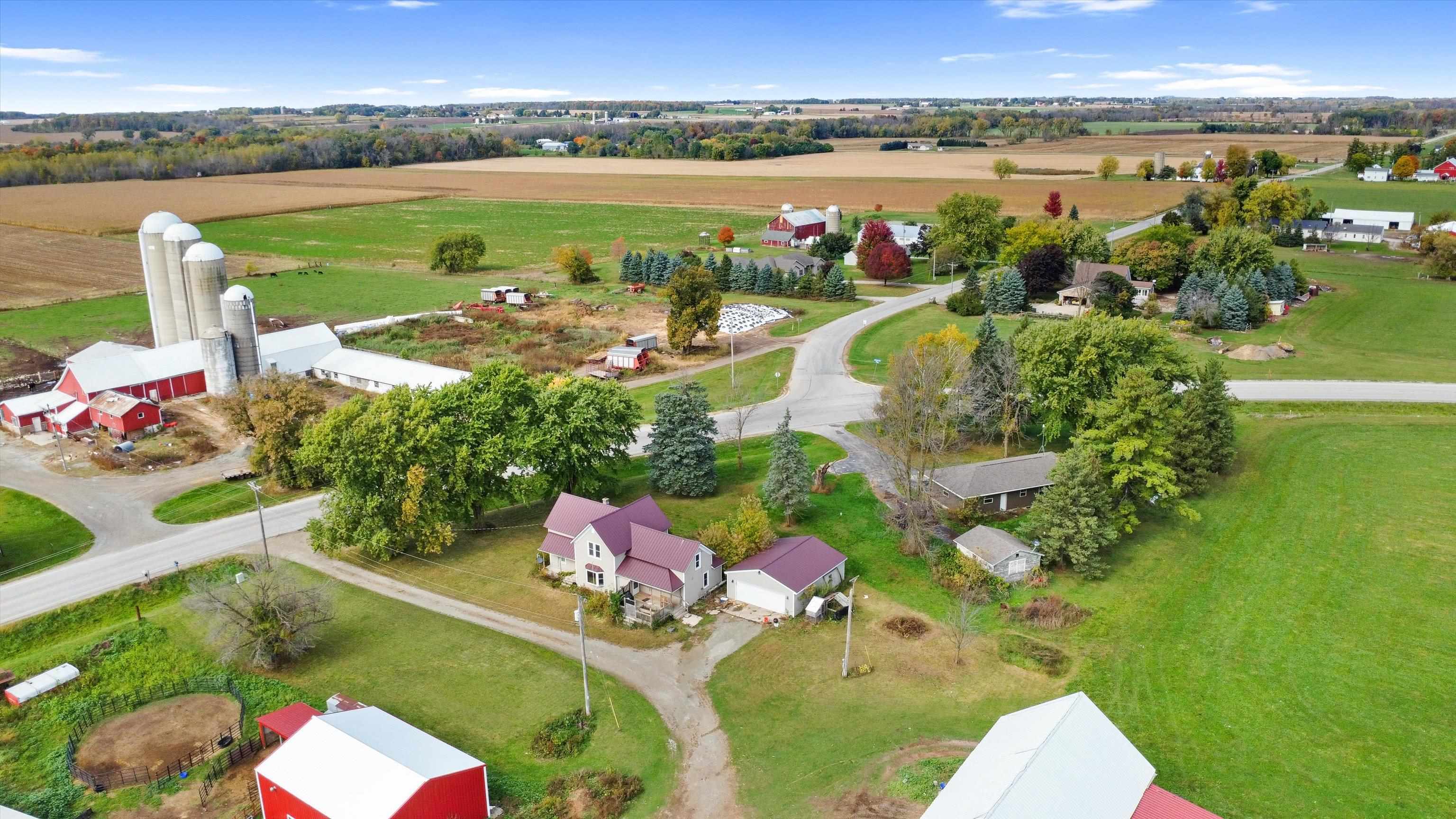 W2441 COUNTY RD G