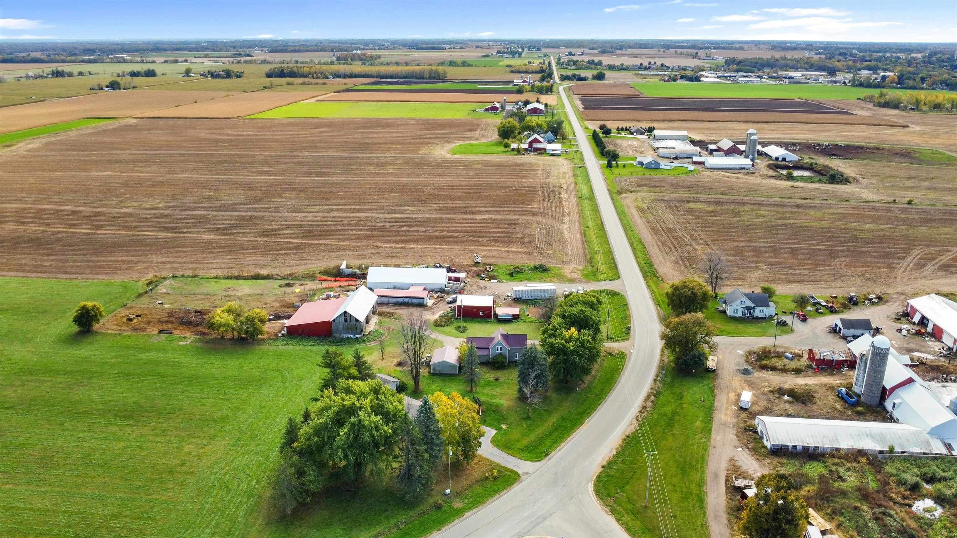W2441 COUNTY RD G