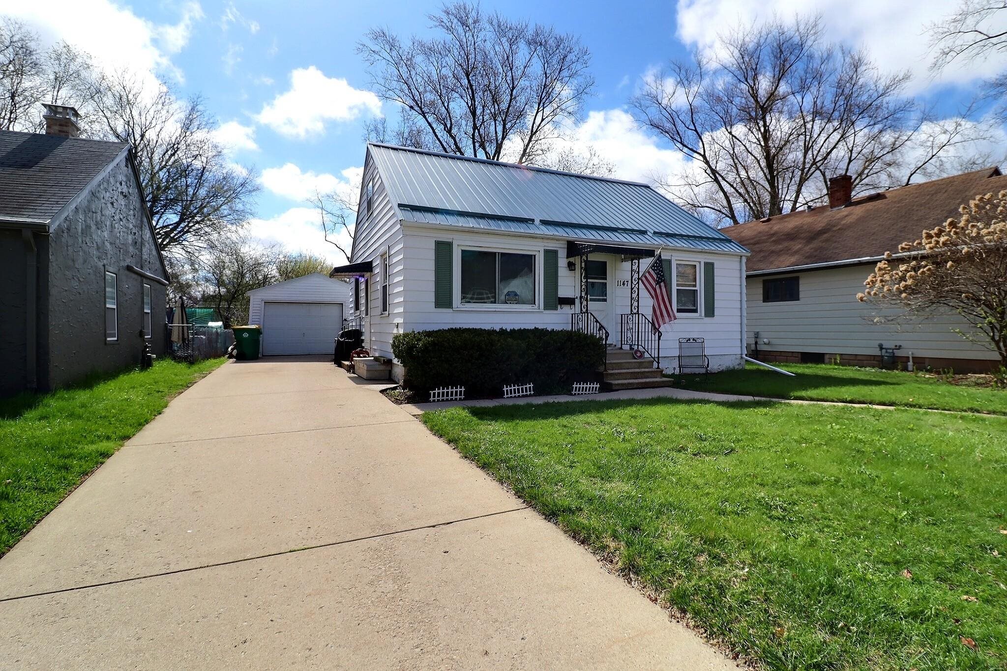 1147 WIRTZ Avenue