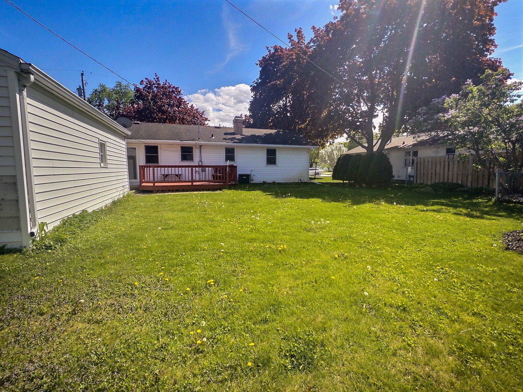 2037 FARLIN Avenue