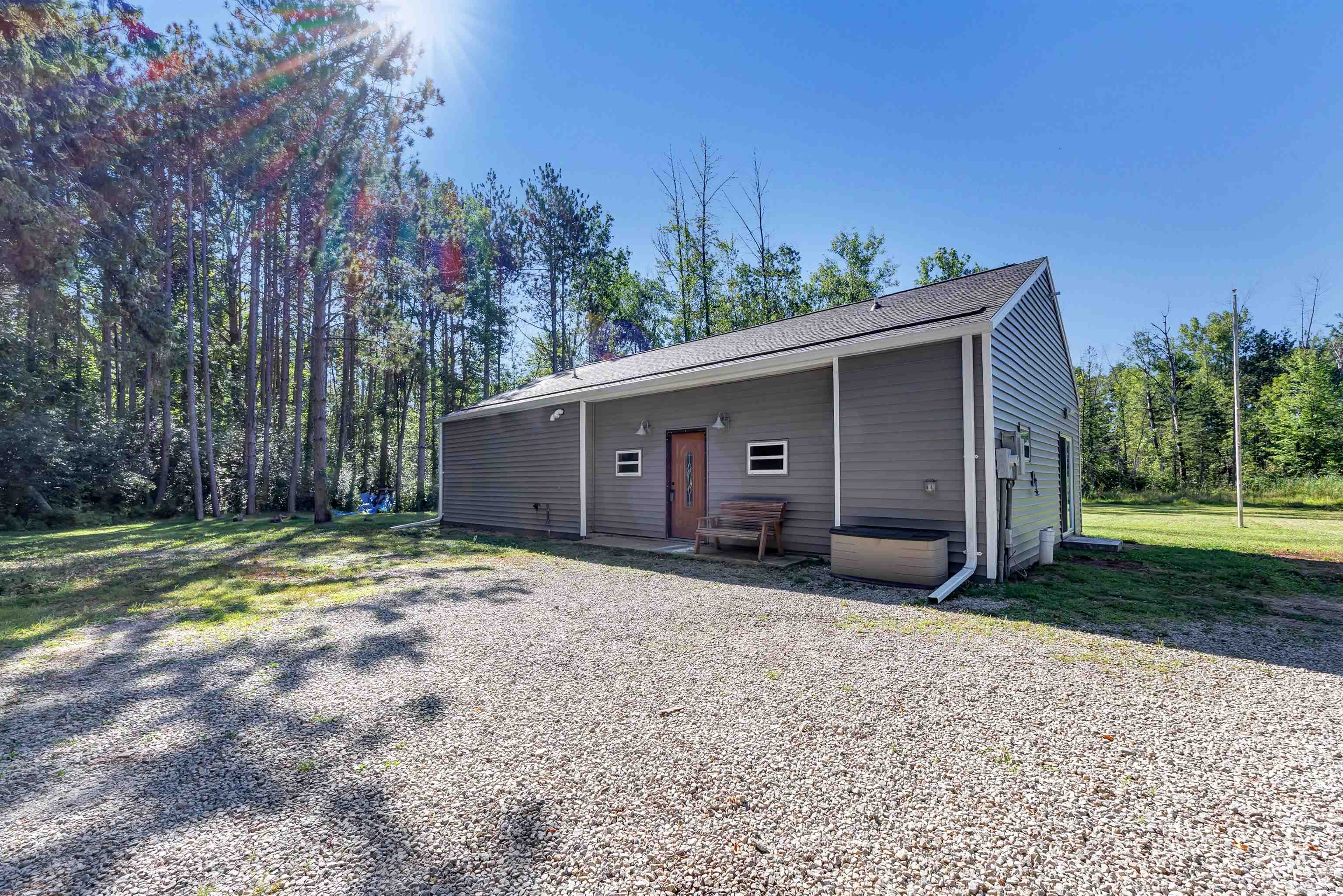 3841 SAMPSON Road