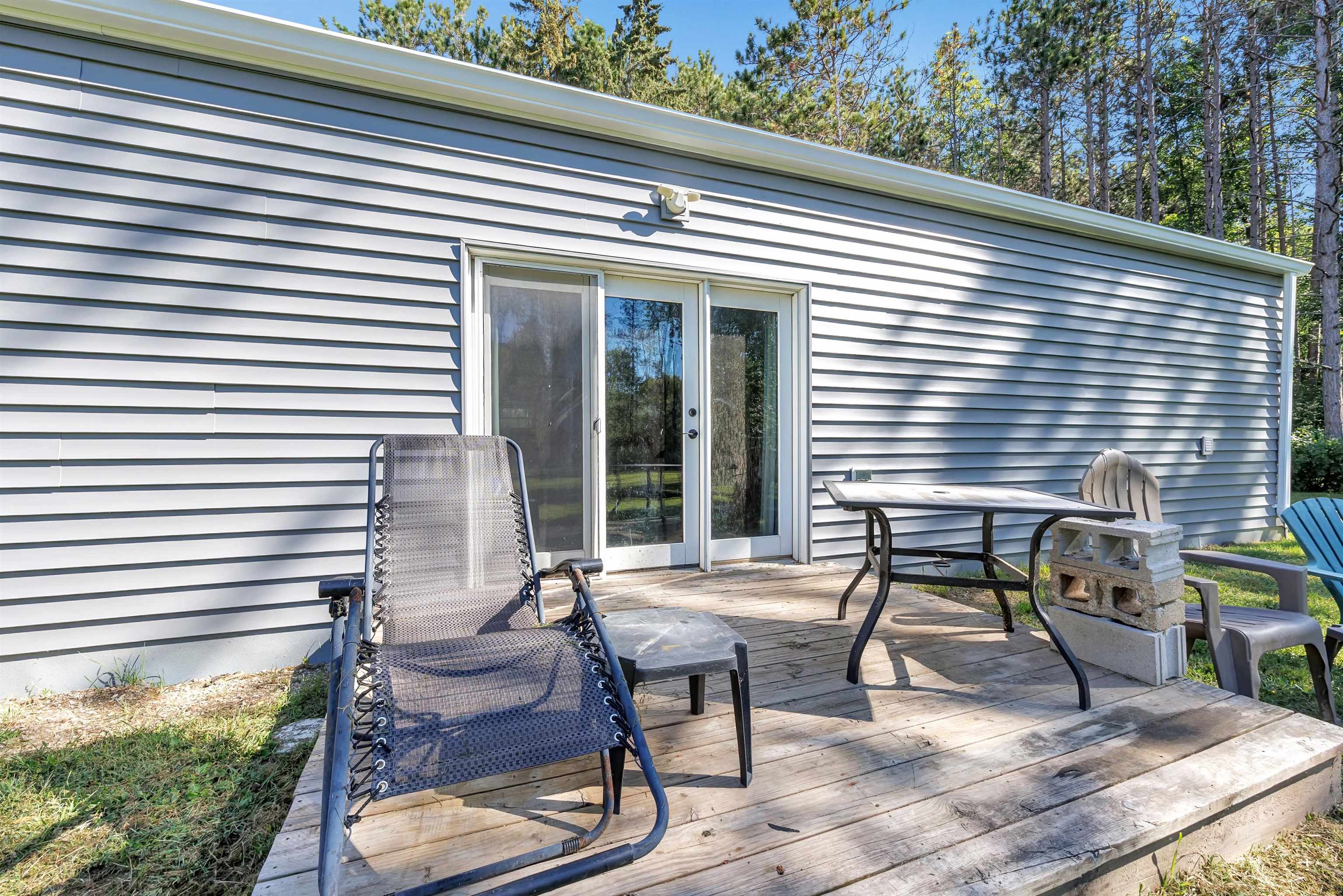 3841 SAMPSON Road