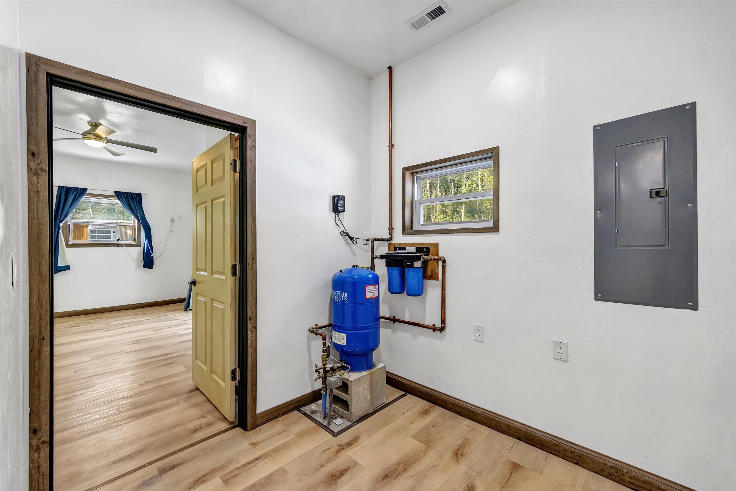 3841 SAMPSON Road