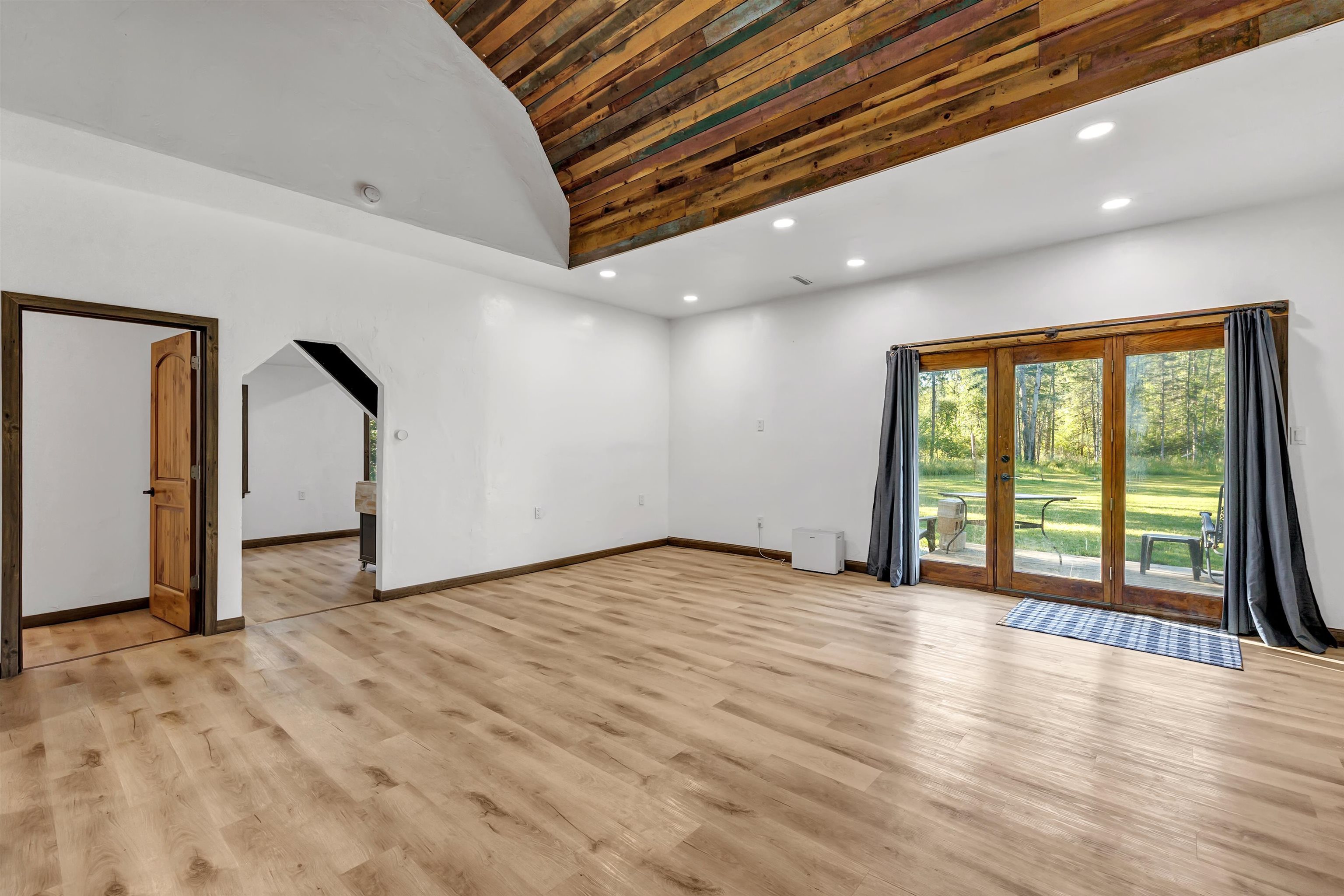 3841 SAMPSON Road