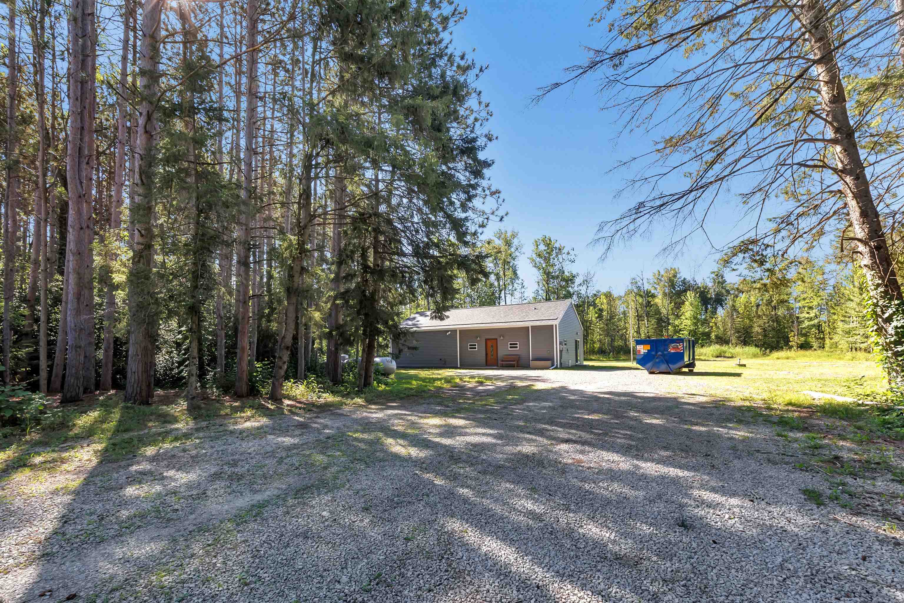 3841 SAMPSON Road