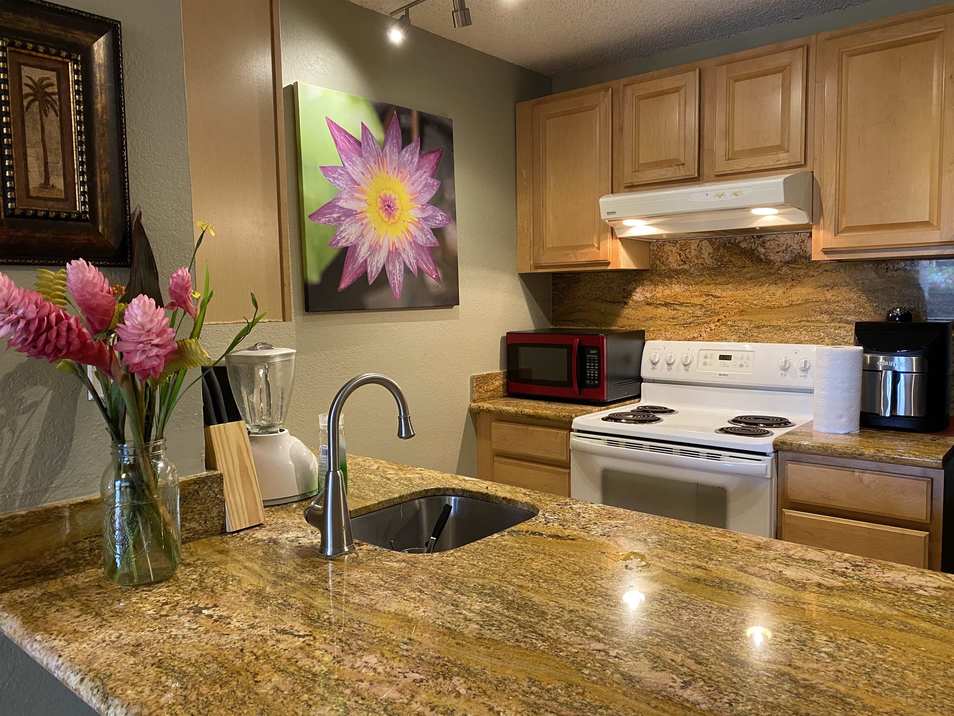 1299 ULUNIU Rd Unit: C-108