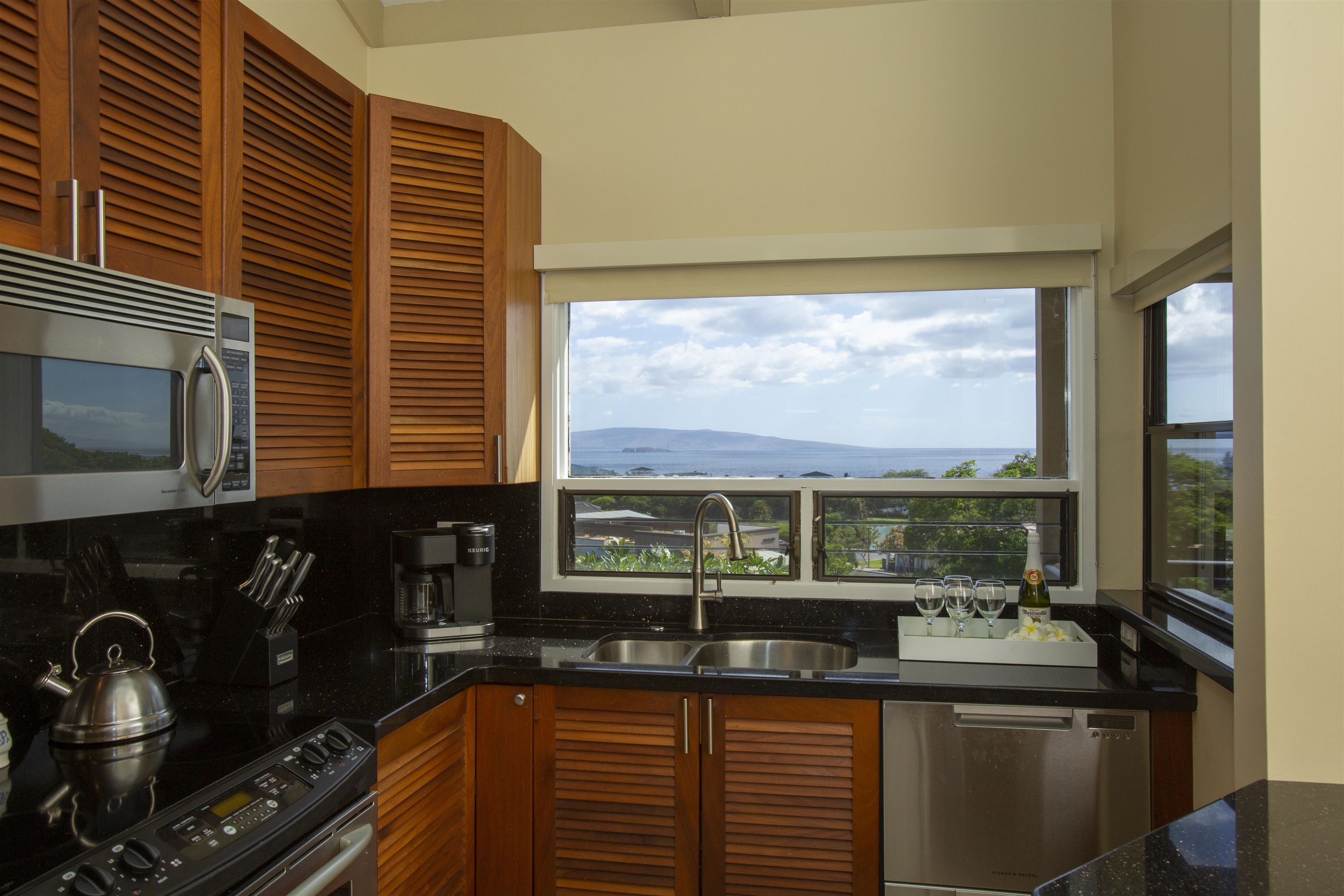 10 WAILEA EKOLU Pl Unit: 104