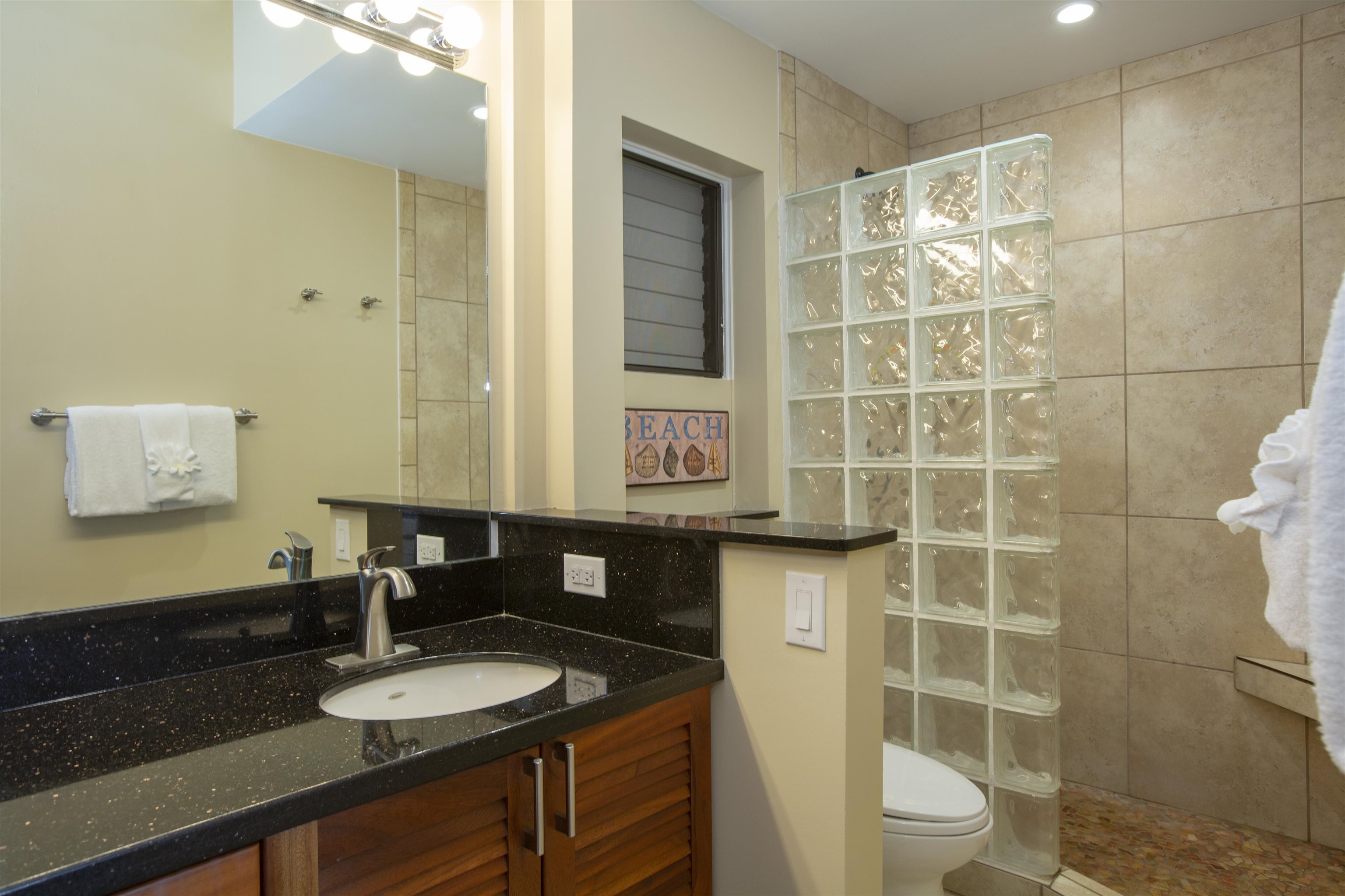 10 WAILEA EKOLU Pl Unit: 104