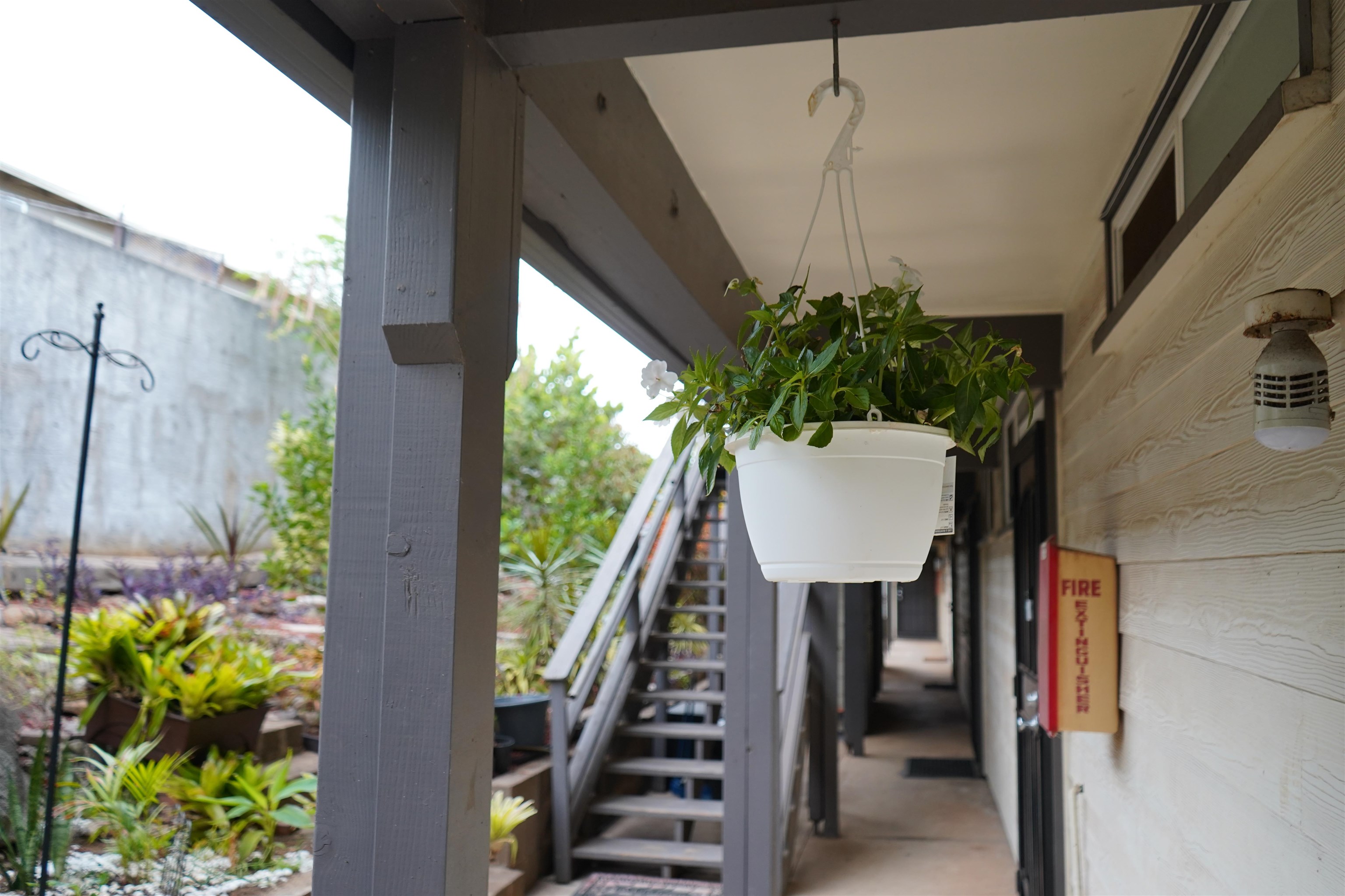 471 Liholiho St Unit: 13