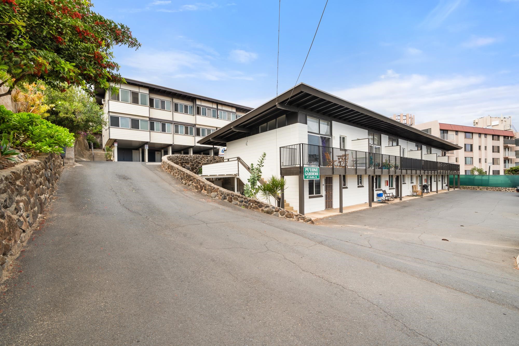 471 Liholiho St Unit: 13