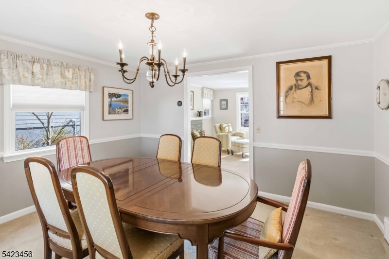54 Knollwood Ave