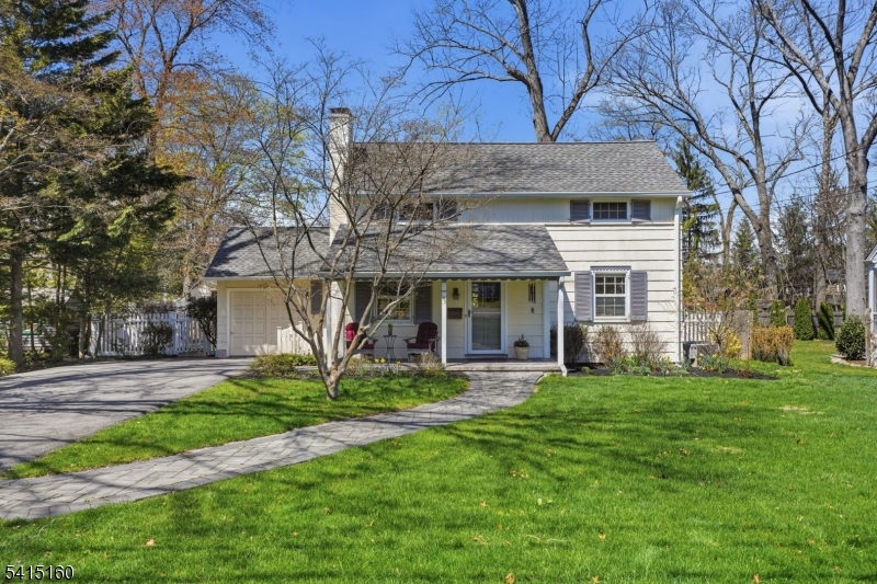 33 Hoyt St