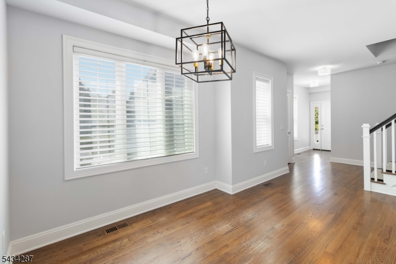 119 Park Avenue B