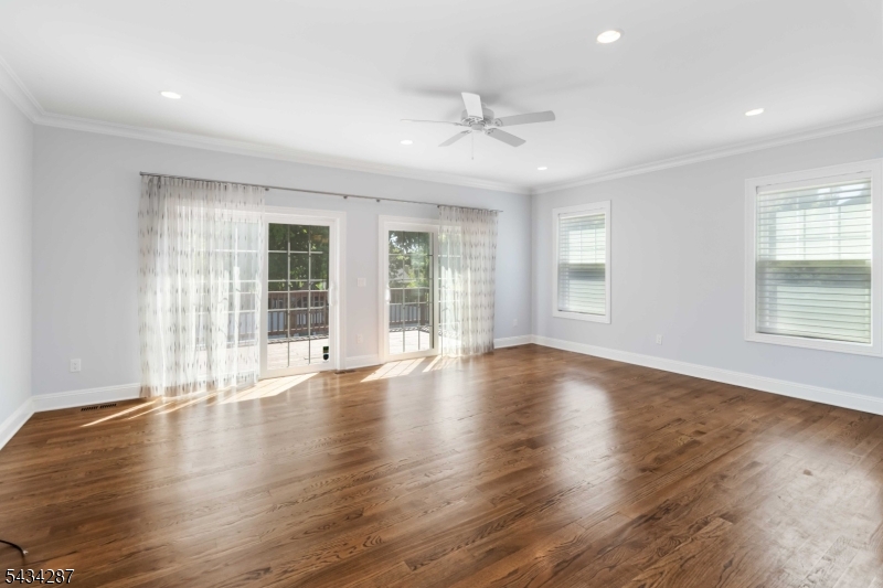 119 Park Avenue B