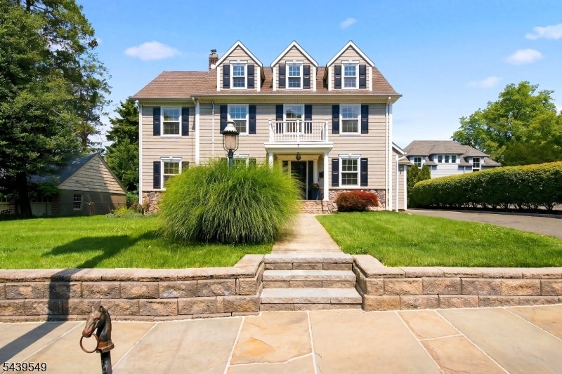 7 Cranford Avenue