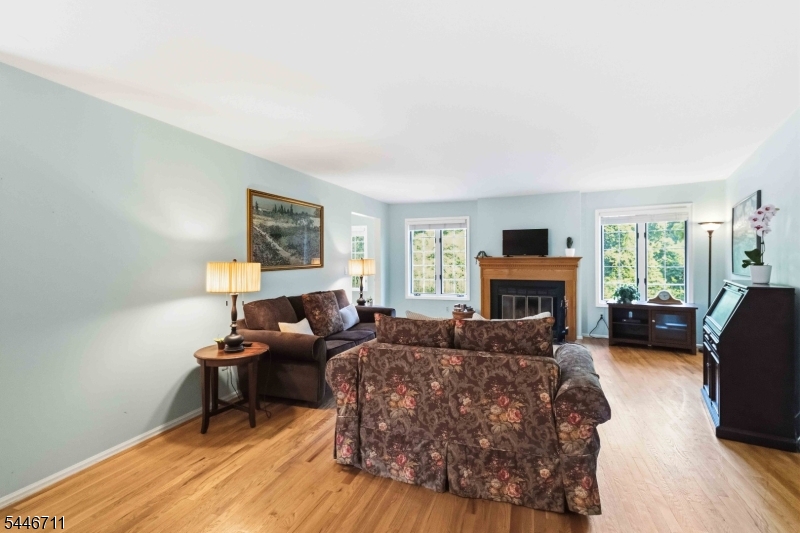 138 Terrace Dr