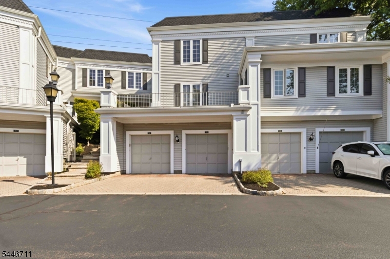 138 Terrace Dr