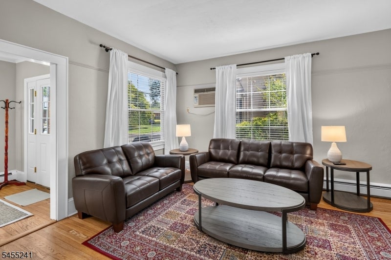 28 Fairview Avenue