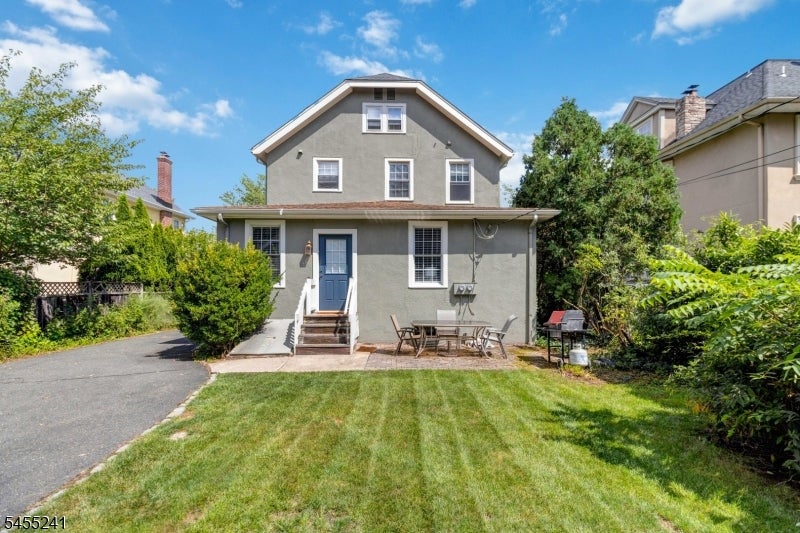 28 Fairview Avenue