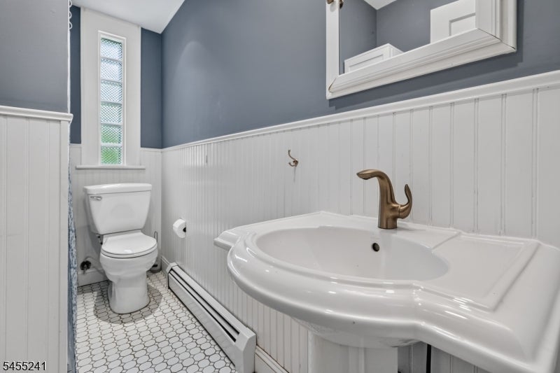 28 Fairview Avenue