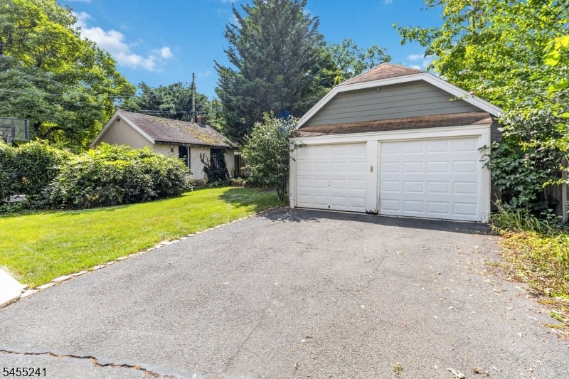 28 Fairview Avenue