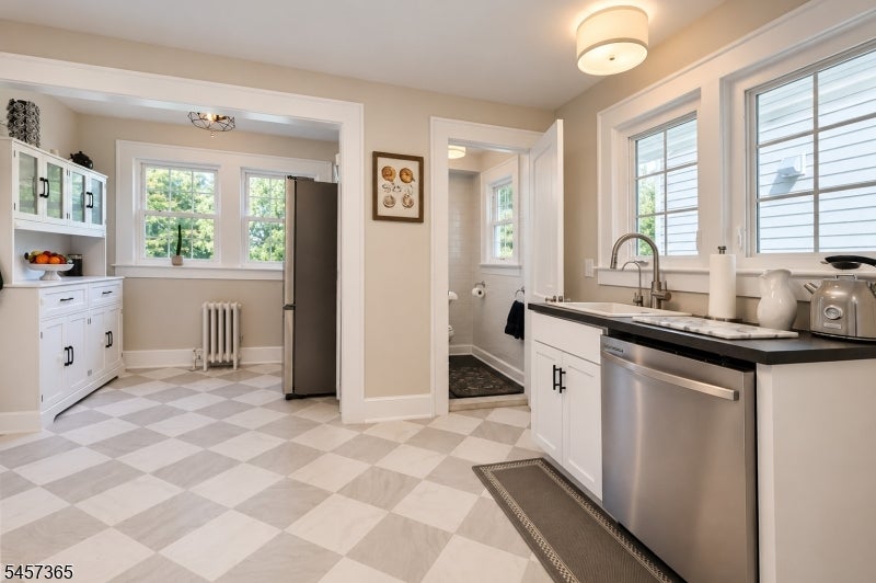 8 S Oak Ct