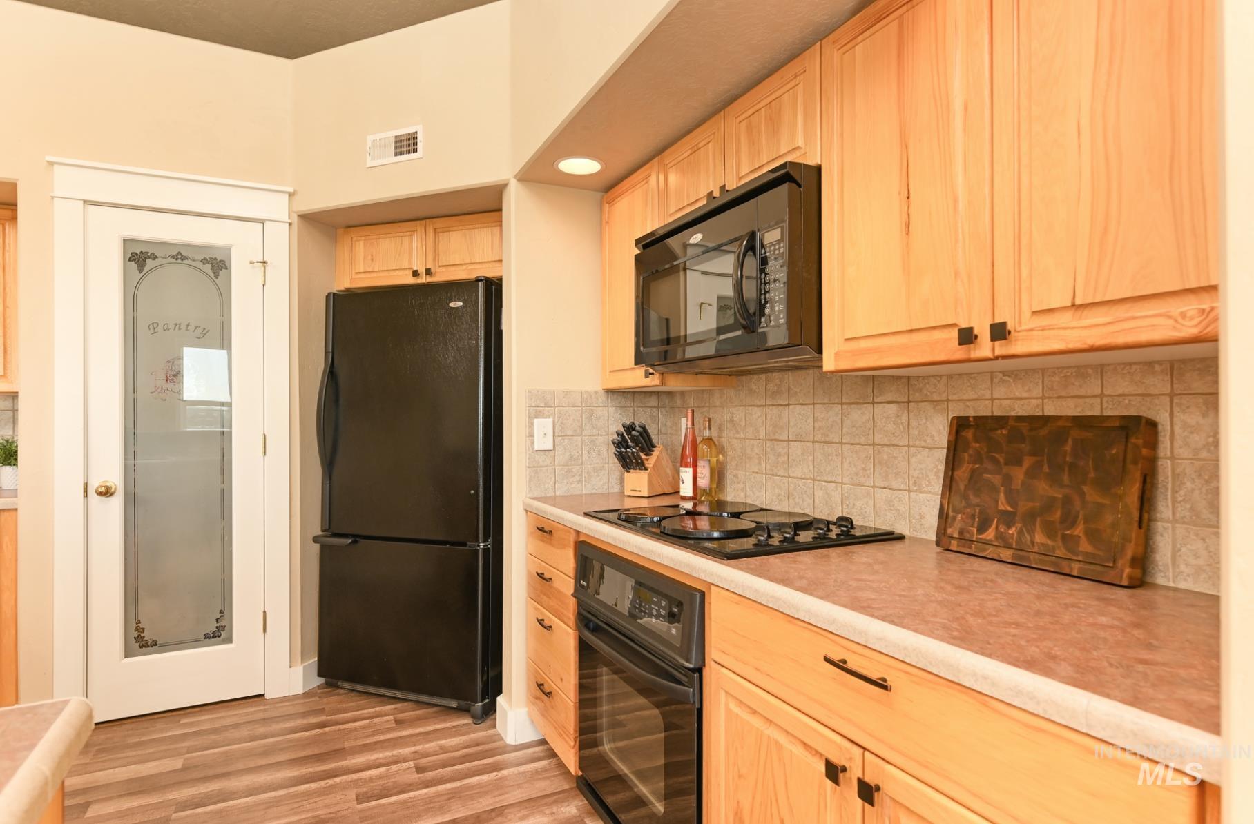 20615 Lower Pleasant Ridge Rd