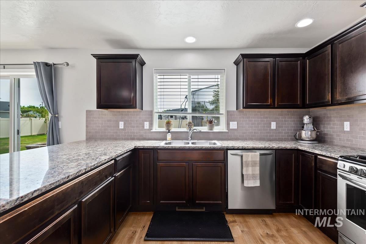 1015 E Cape Elizabeth Dr