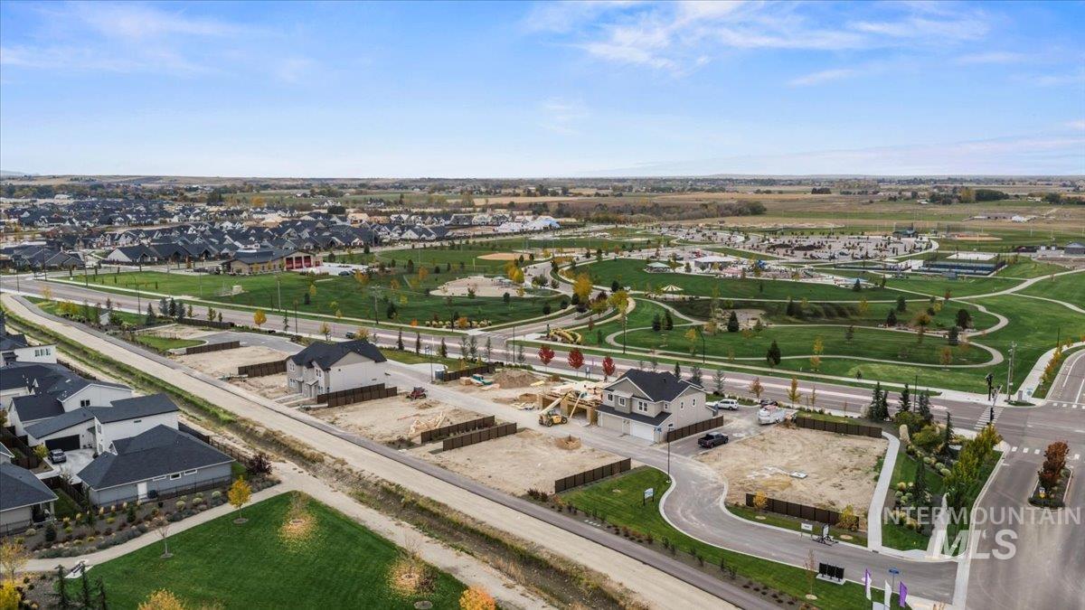 2087 E Deep Purple Ln