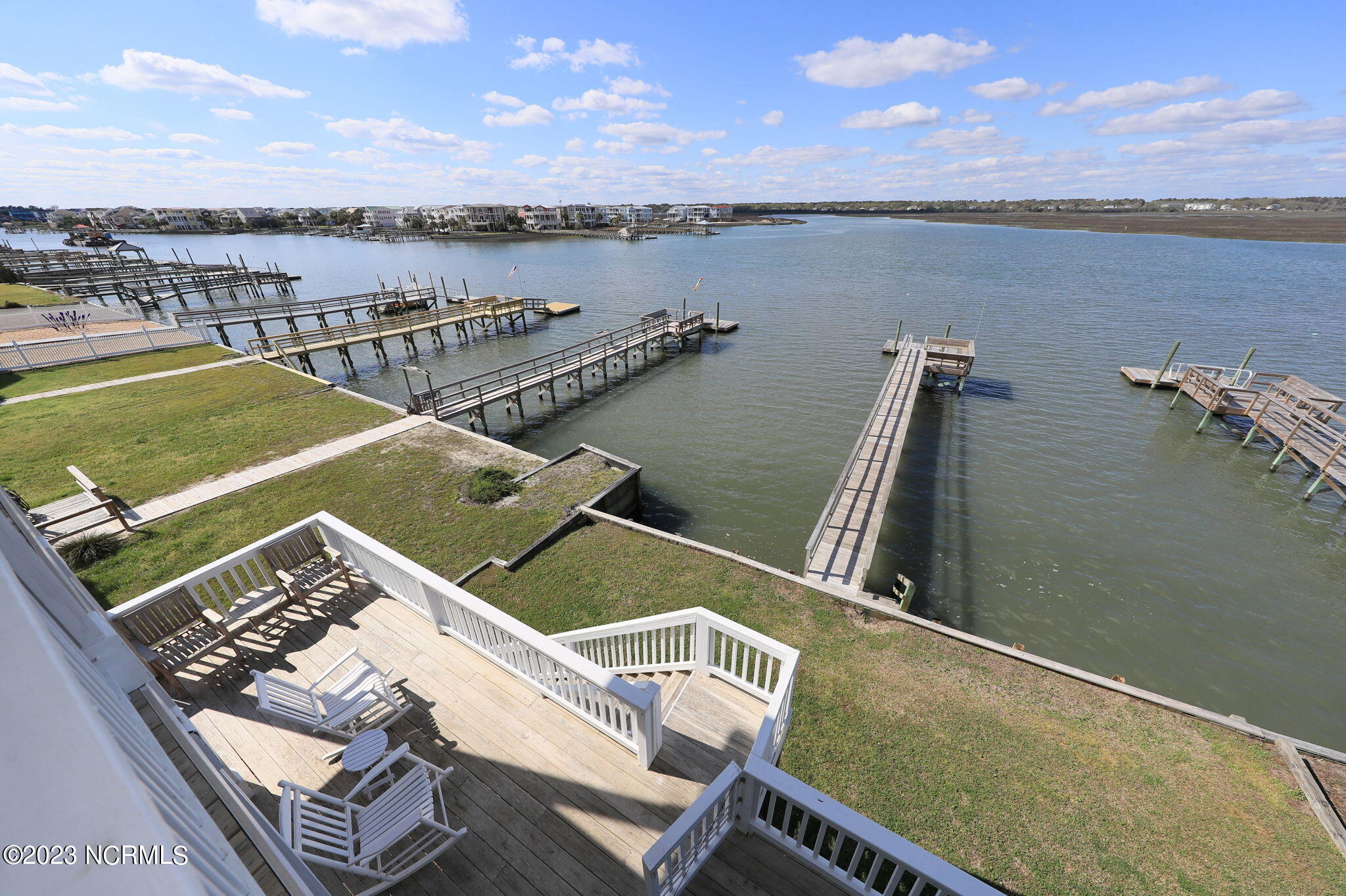 1801 Canal Drive