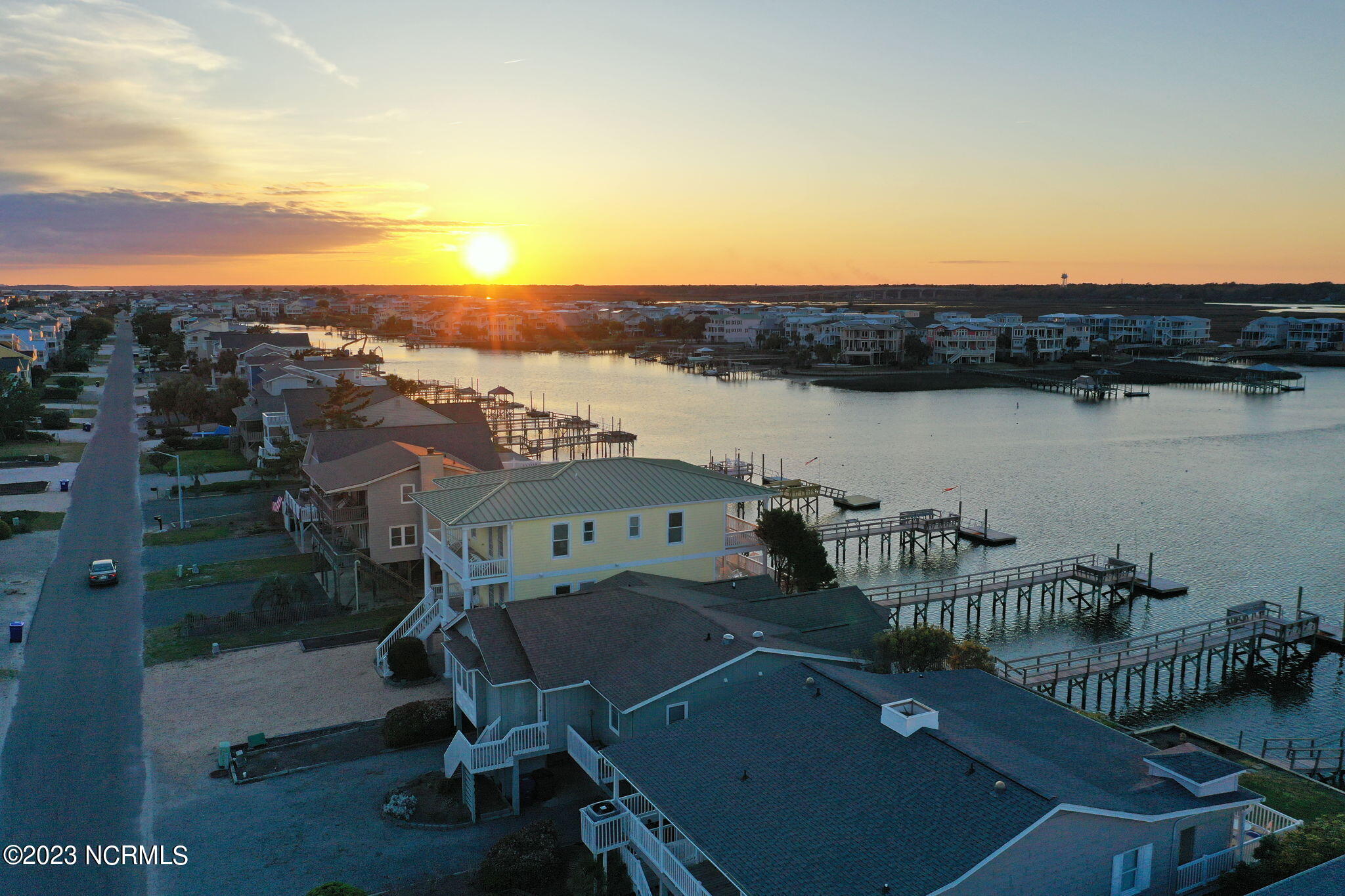 1801 Canal Drive