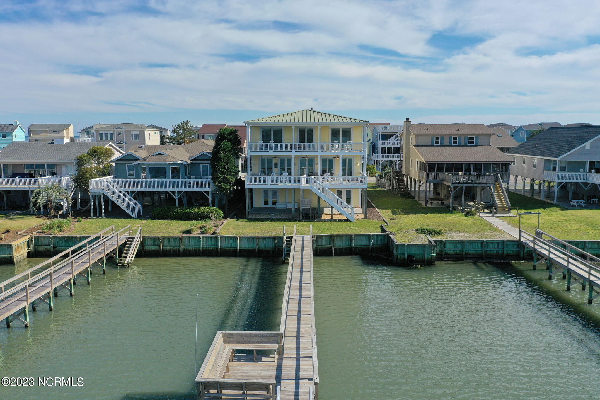 1801 Canal Drive