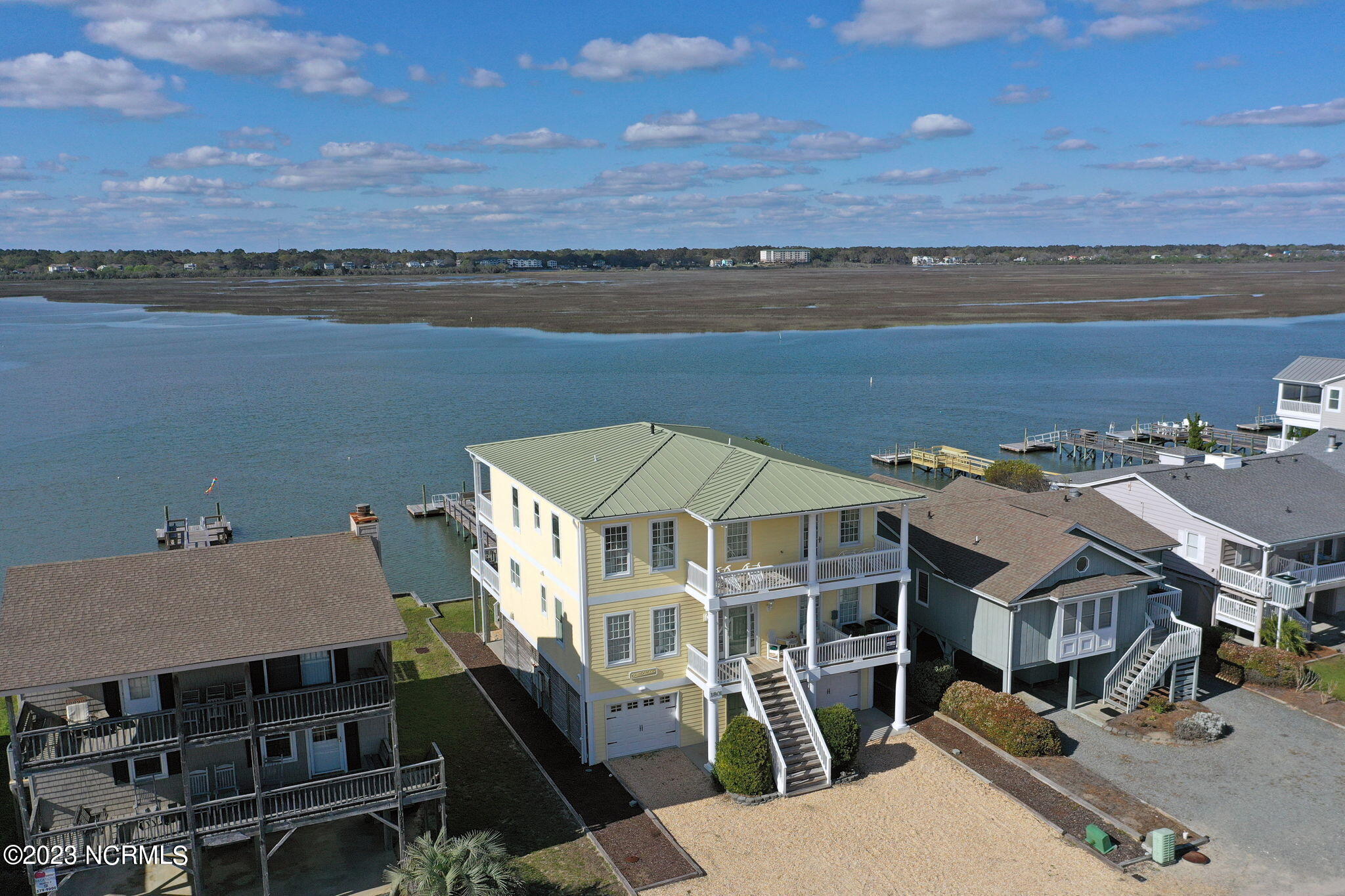 1801 Canal Drive